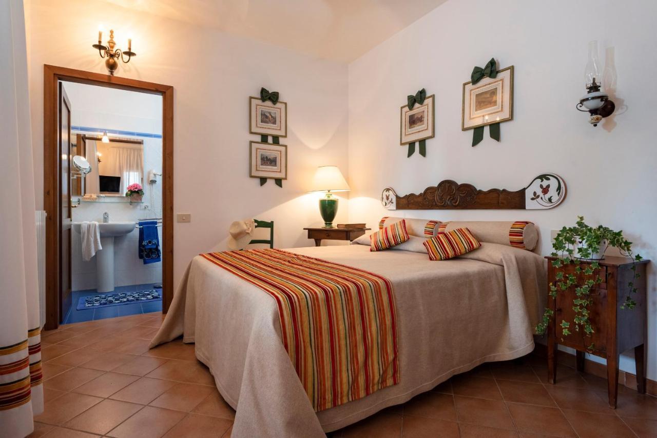 Agriturismo La Rombaia Кастильоне-делла-Пеская Экстерьер фото