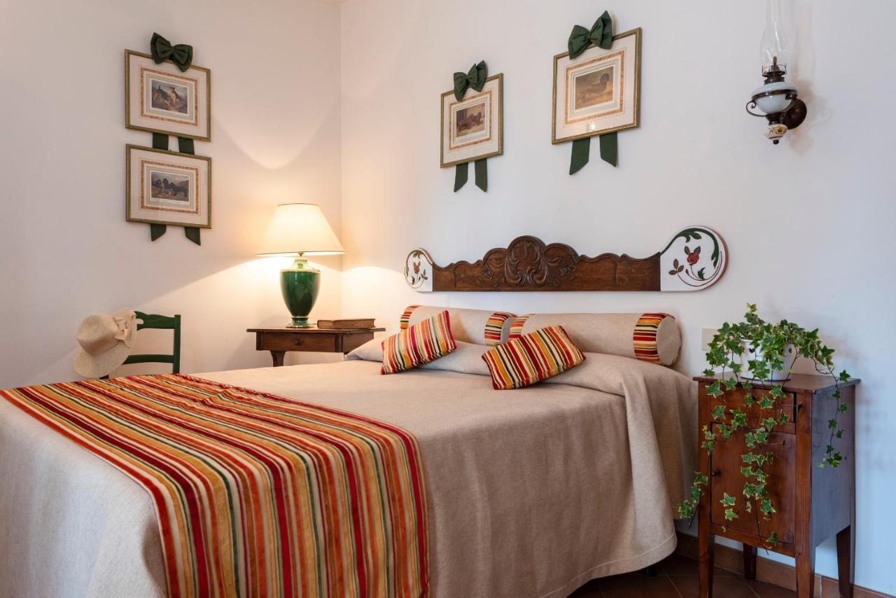 Agriturismo La Rombaia Кастильоне-делла-Пеская Экстерьер фото