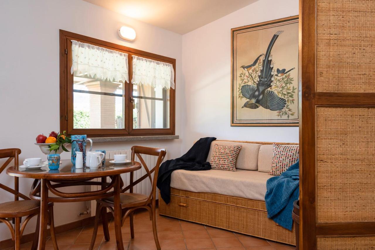 Agriturismo La Rombaia Кастильоне-делла-Пеская Экстерьер фото