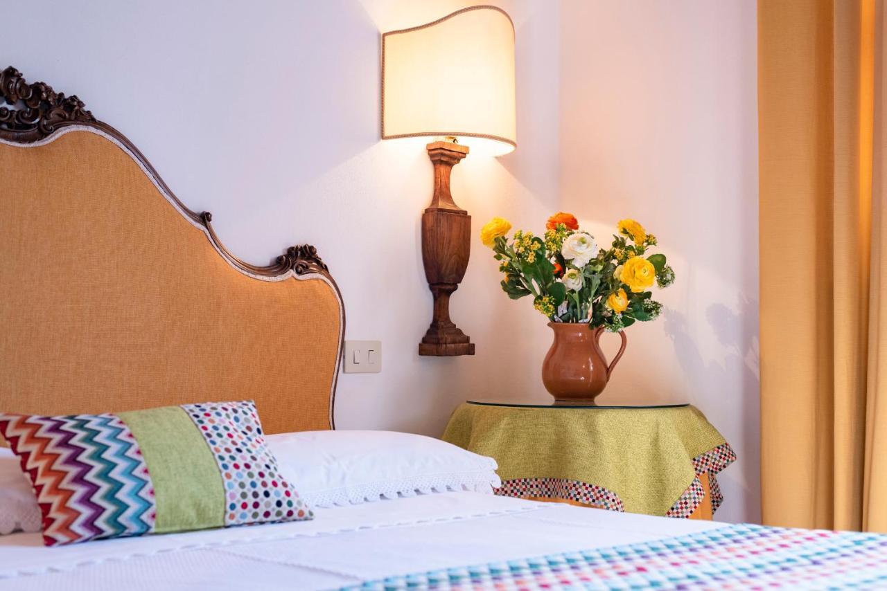 Agriturismo La Rombaia Кастильоне-делла-Пеская Экстерьер фото